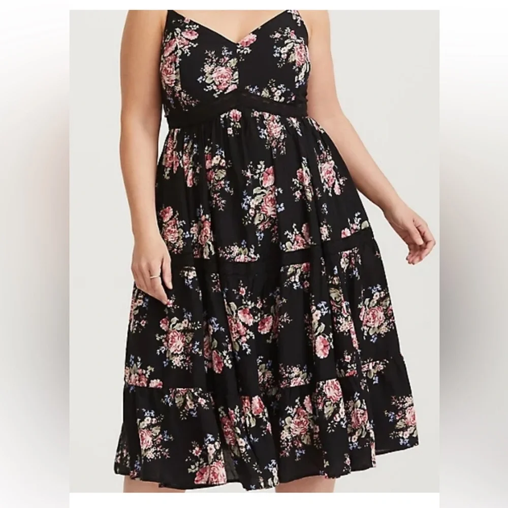 Torrid EUC Black Floral Challis MIDI Dress with Lace Crochet insets - Picture 2 of 7